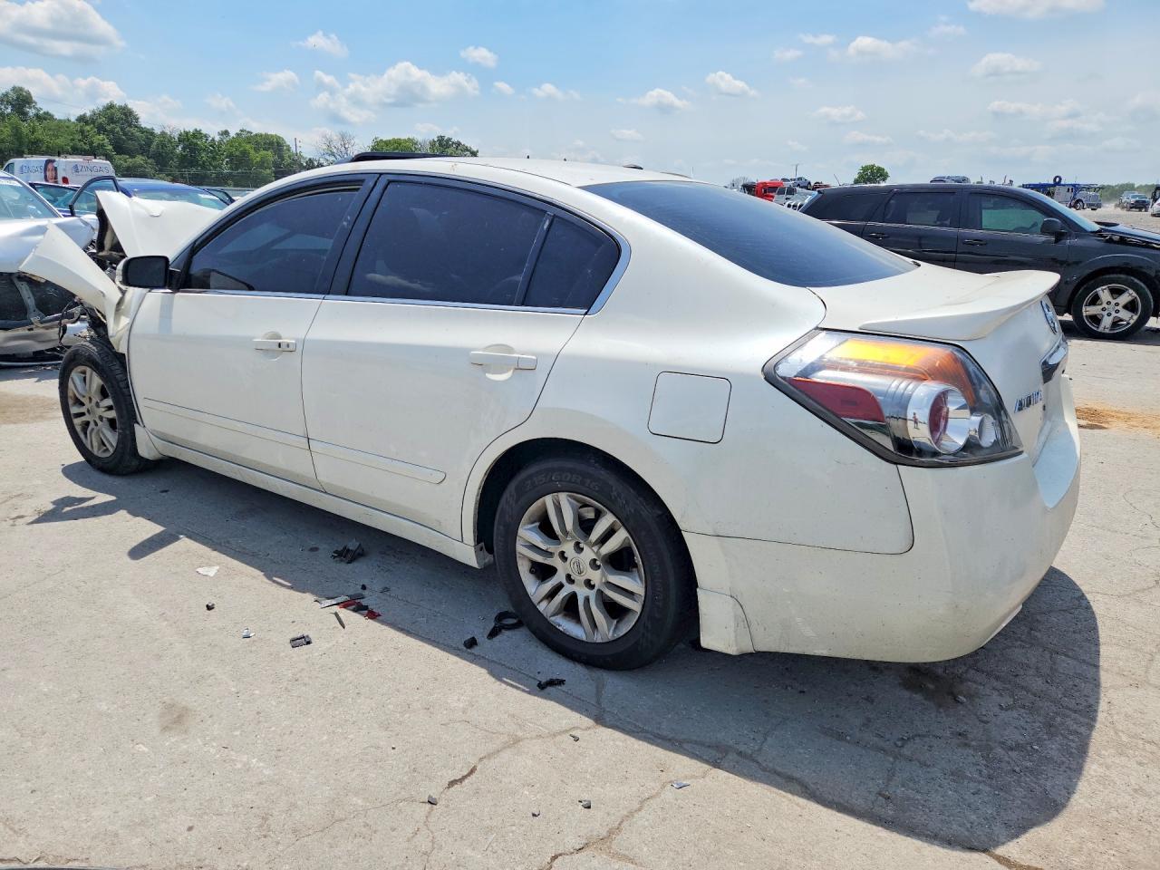2010 Nissan Altima 2.5 - Фото 2