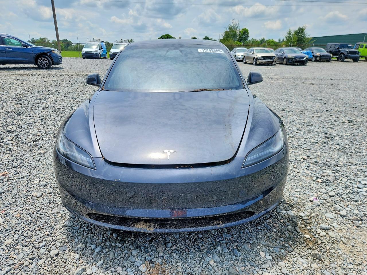 2025 Tesla Model 3 - Фото 5