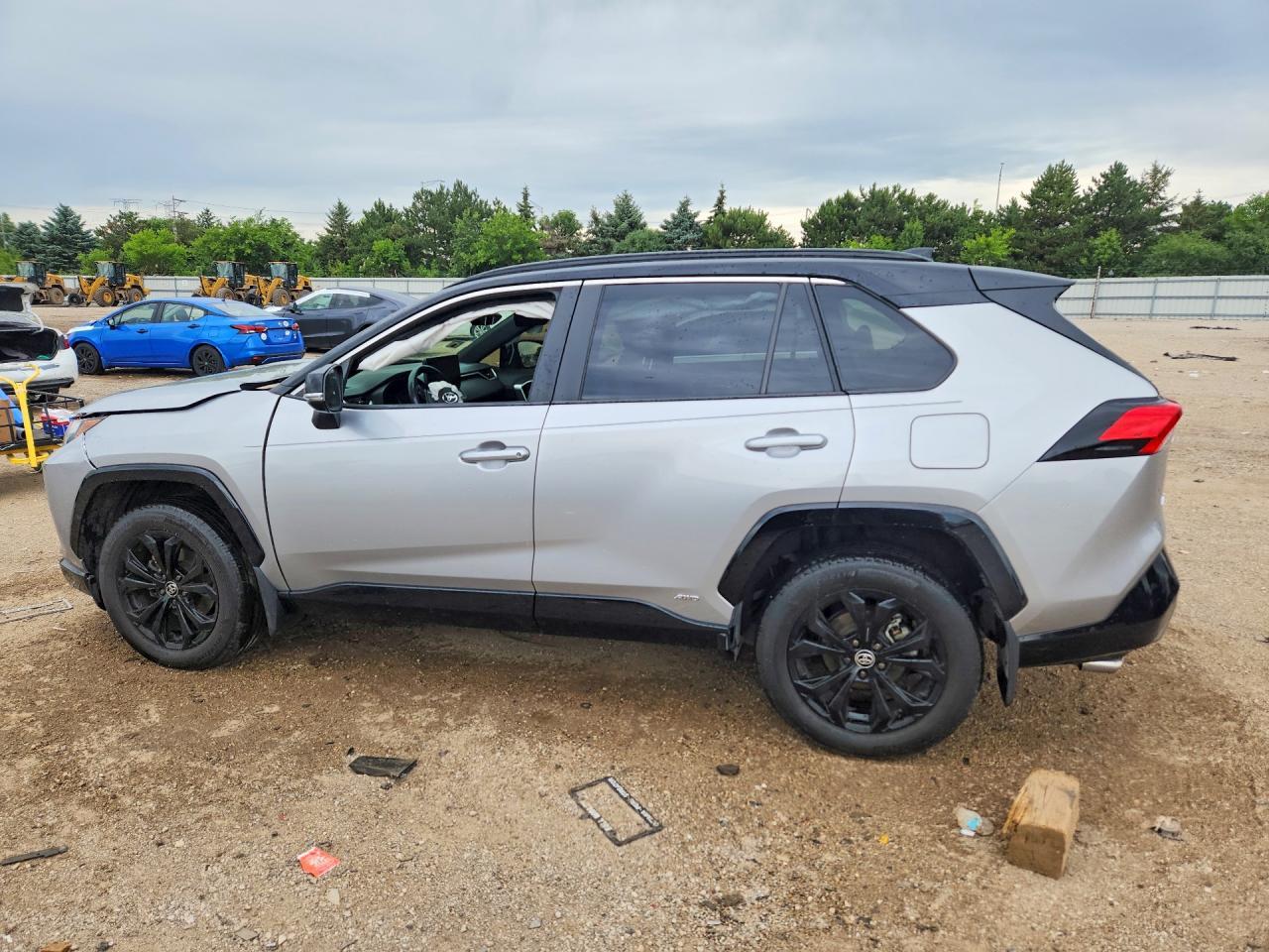 2023 Toyota Rav4 Xse - Image 2