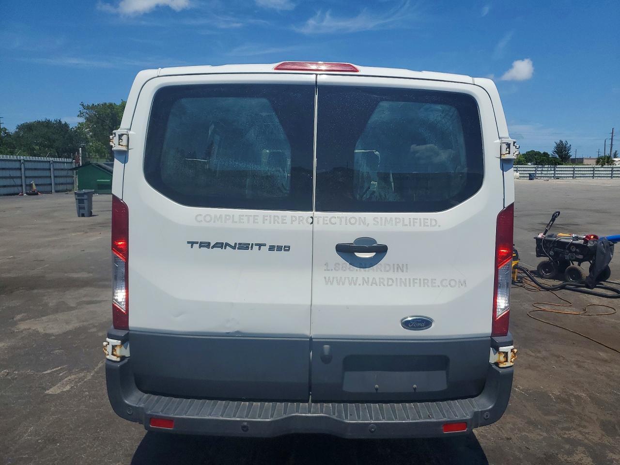 2016 Ford Transit T-250 - Фото 6