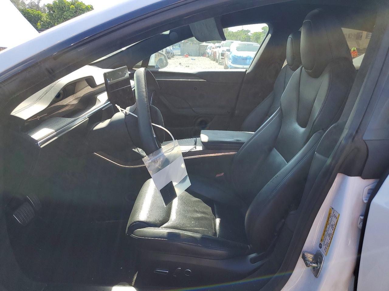 2021 Tesla Model S - Image 7