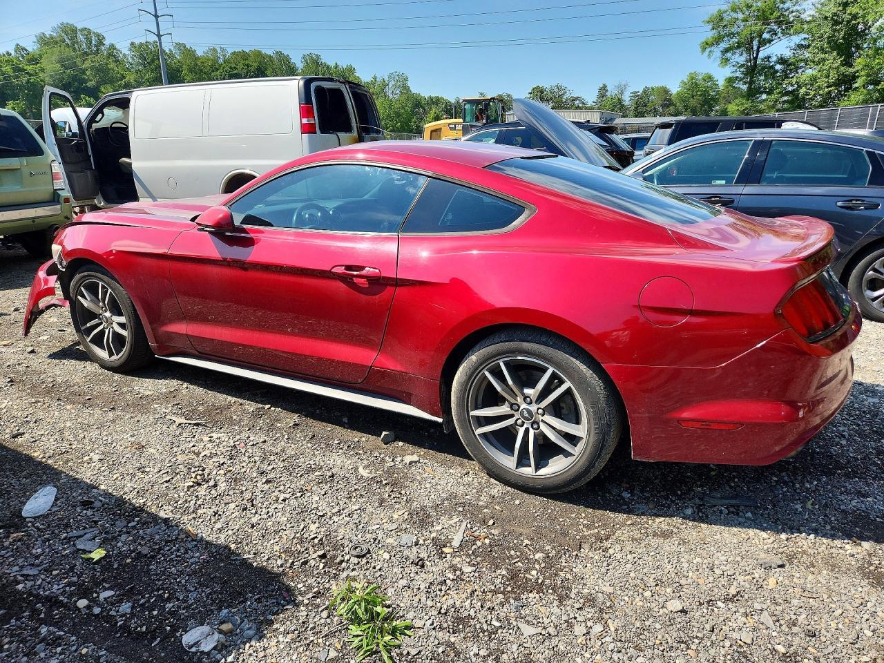 2016 Ford Mustang - Фото 2