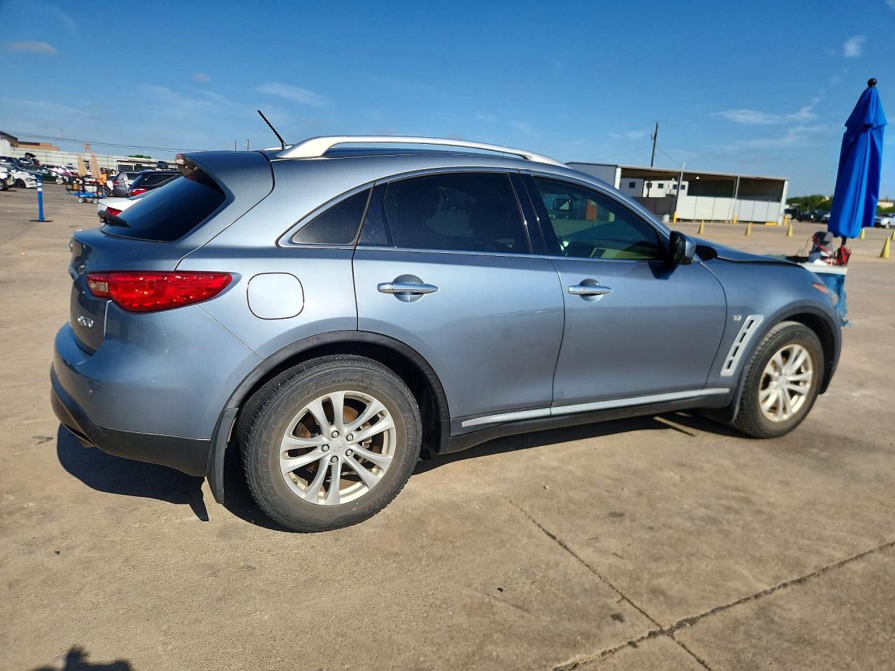 2017 Infiniti Qx70 Base - Фото 3