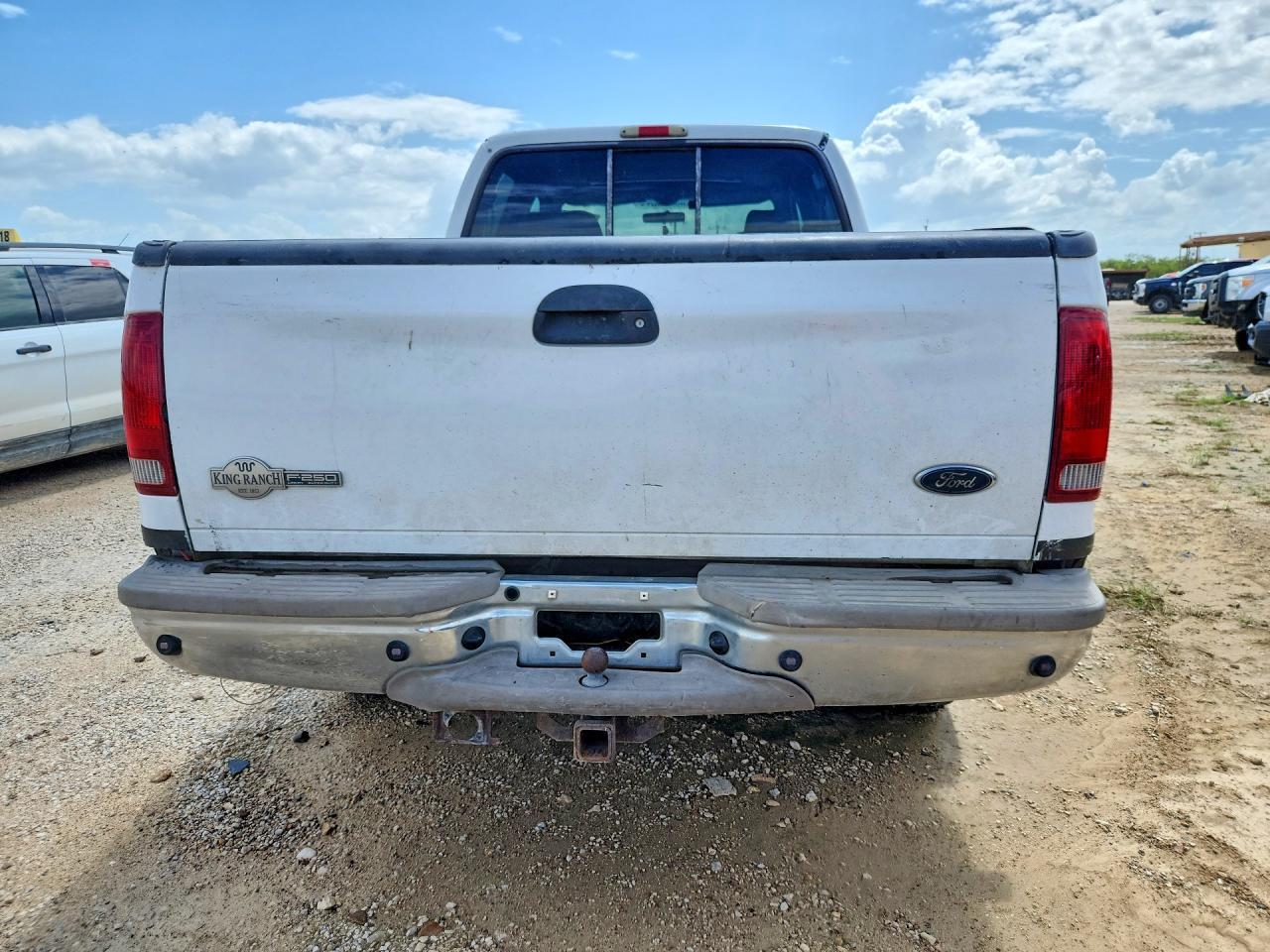 2004 Ford F250 Super Duty - Image 6