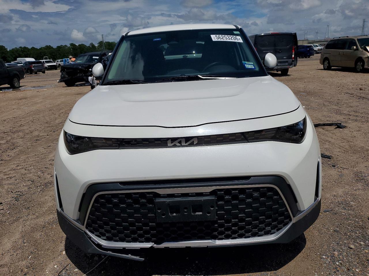 2025 Kia Soul Lx - Image 5