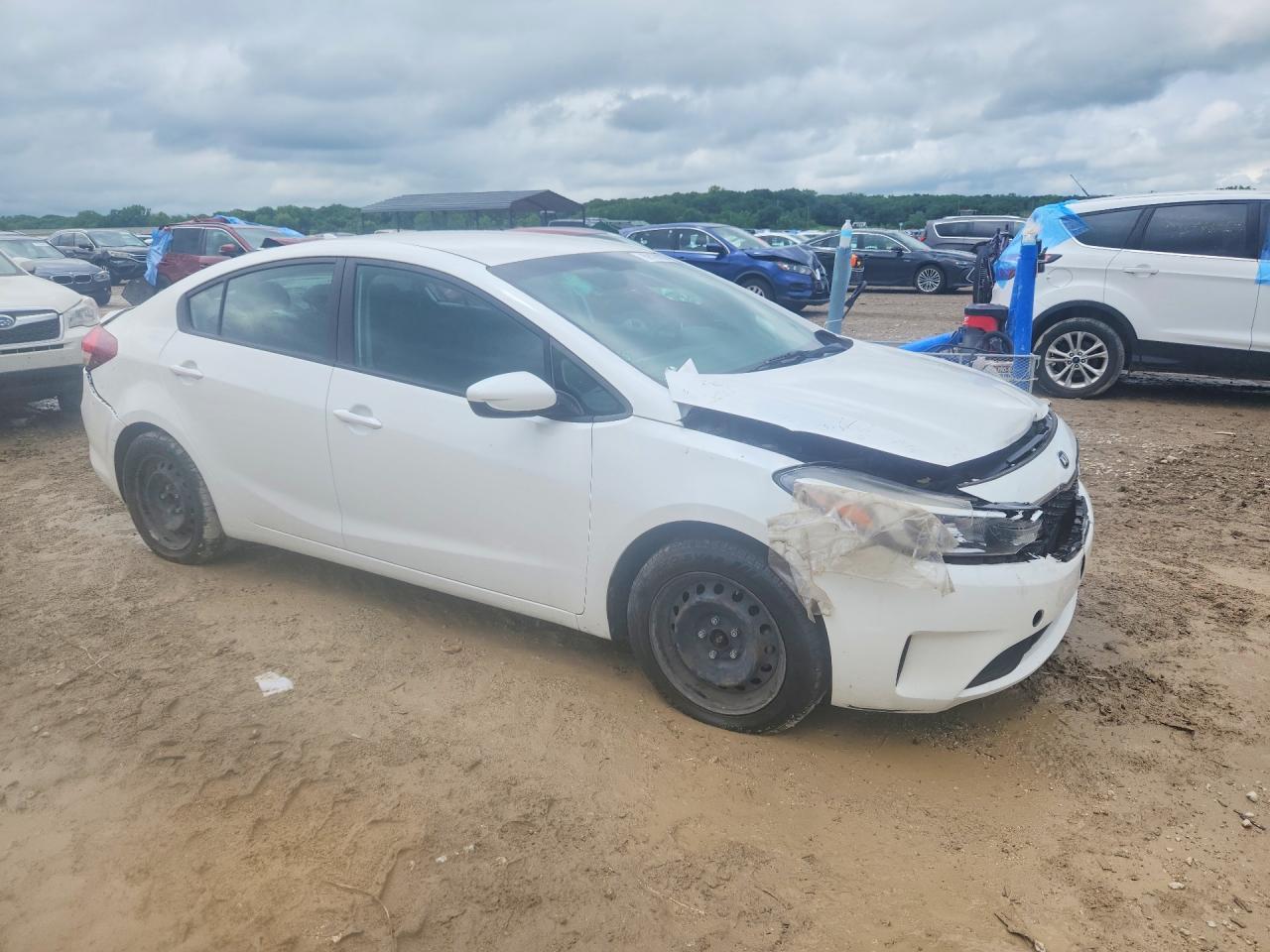 2017 Kia Forte Lx - Image 4