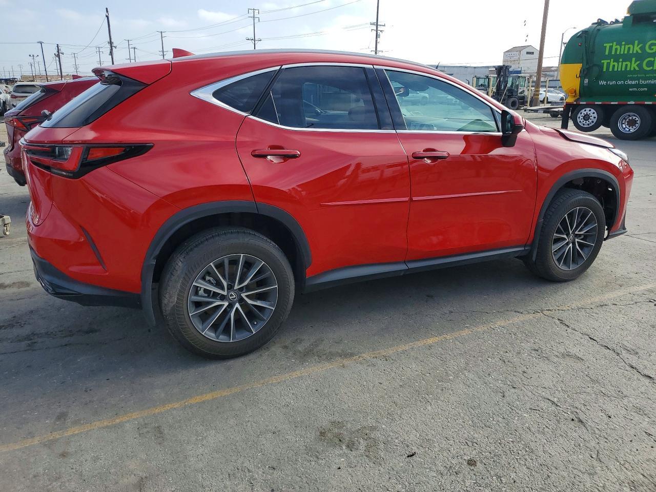 2022 Lexus Nx 250 - Фото 3