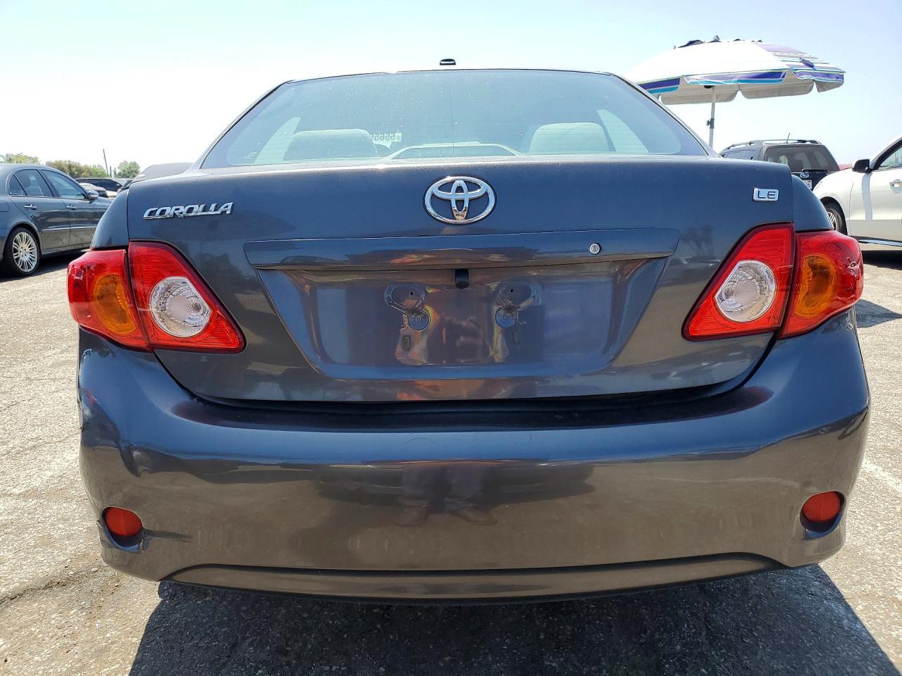 2009 Toyota Corolla Le - Фото 6