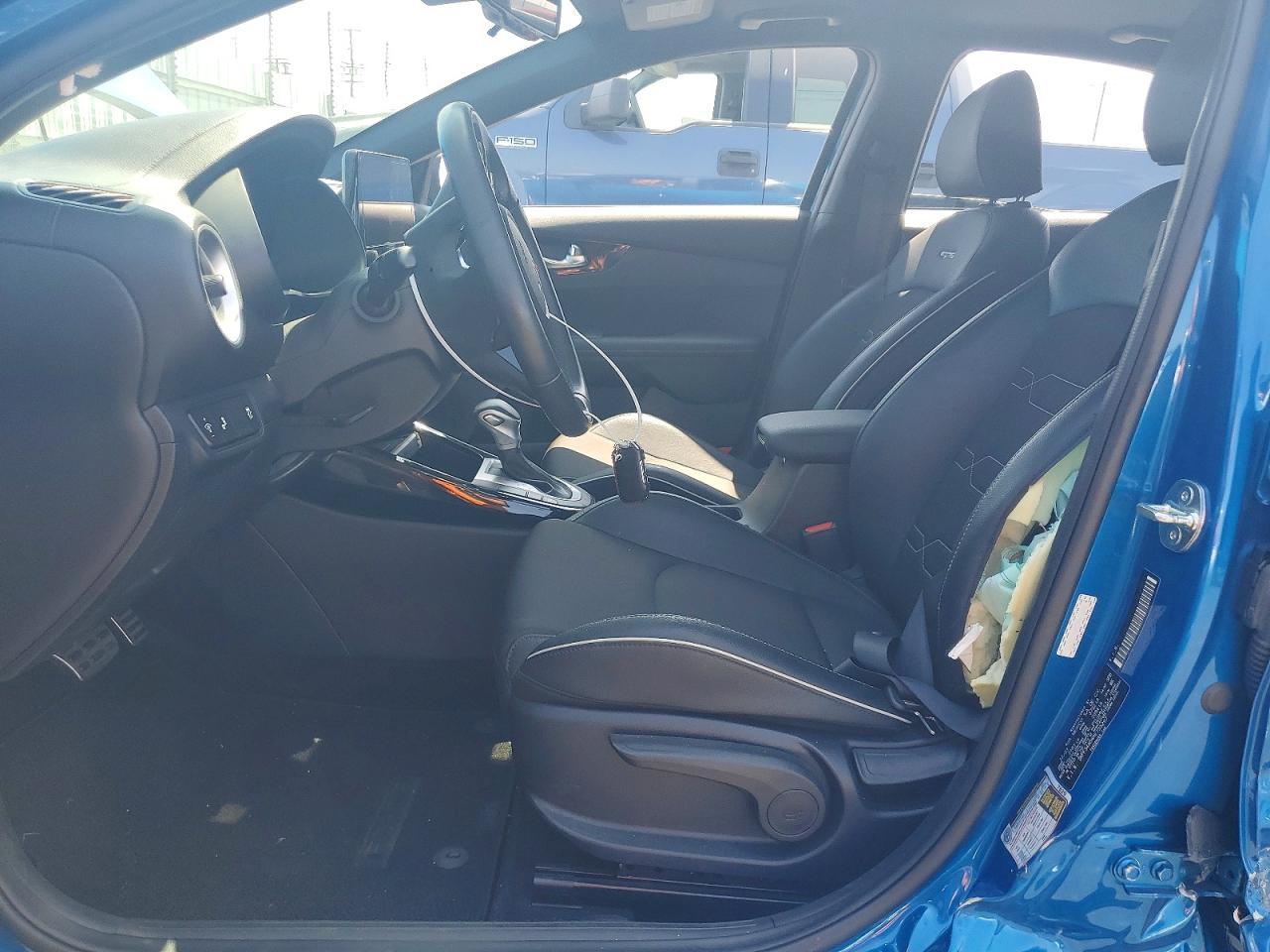 2024 Kia Forte Gt Line - Фото 7