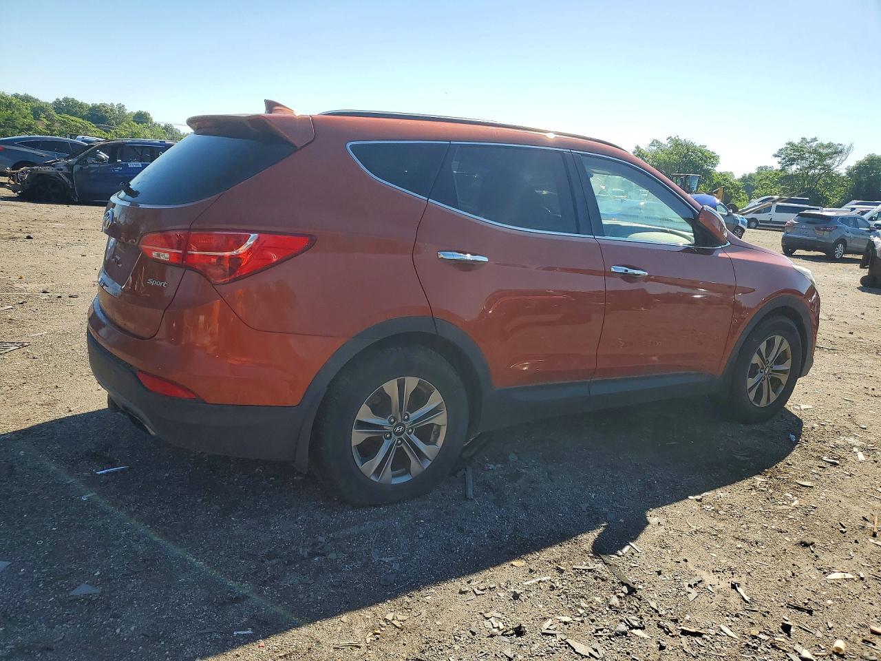 2015 Hyundai Santa Fe Sport 2.4L - Фото 3