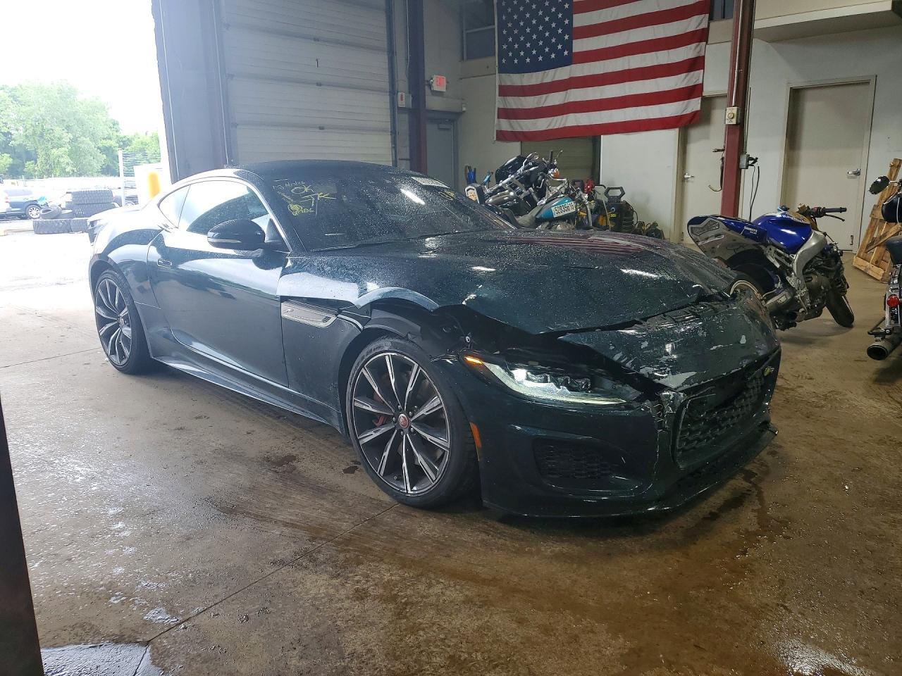 2021 Jaguar F-Type R - Фото 4