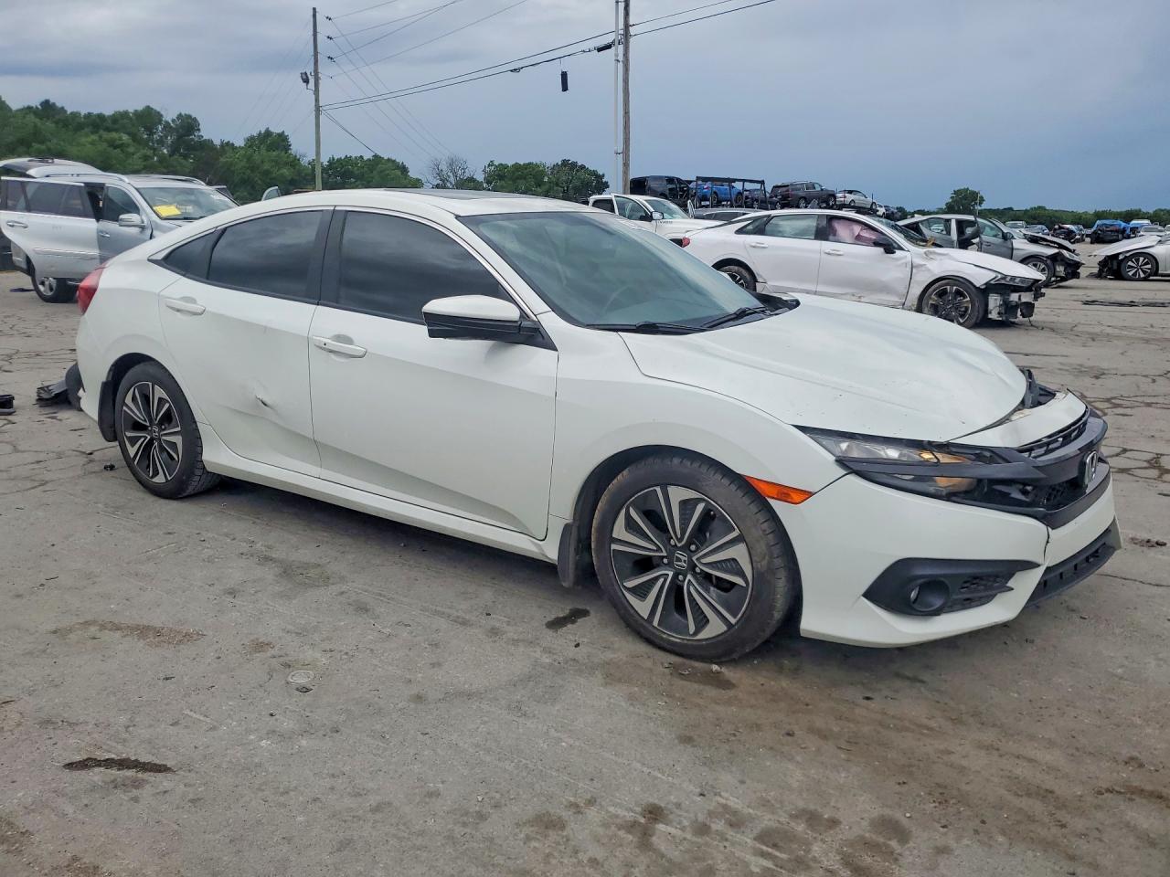 2018 Honda Civic - Image 4