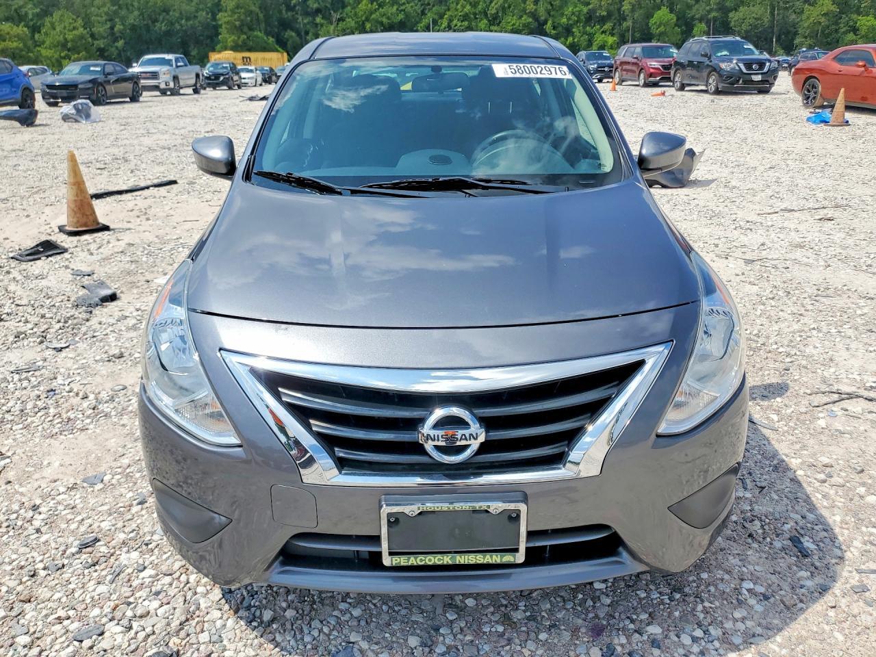 2018 Nissan Versa Sv - Фото 5