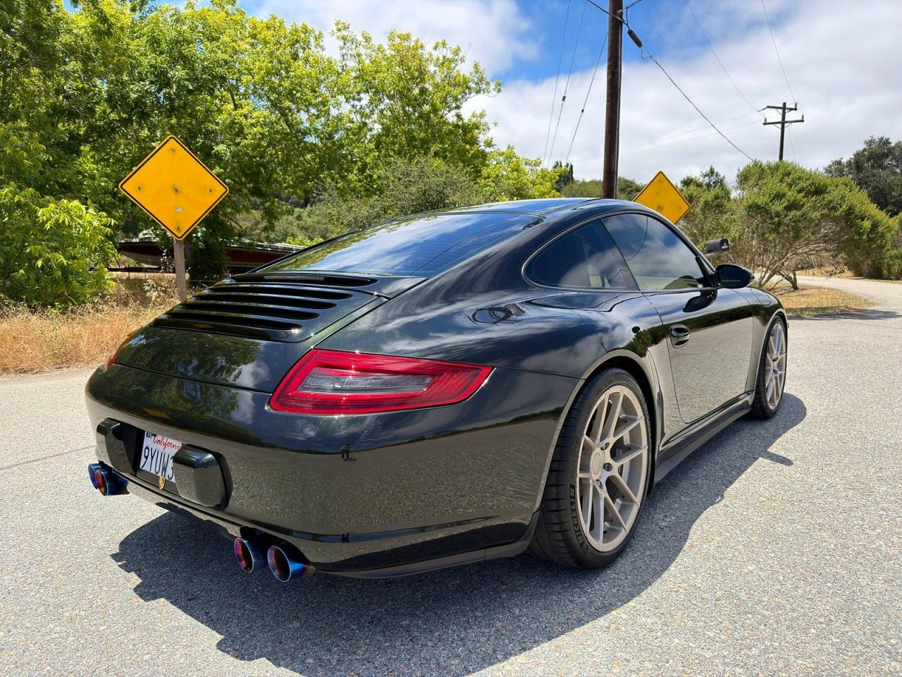 2005 Porsche 911 New Generation Carrera - Image 4