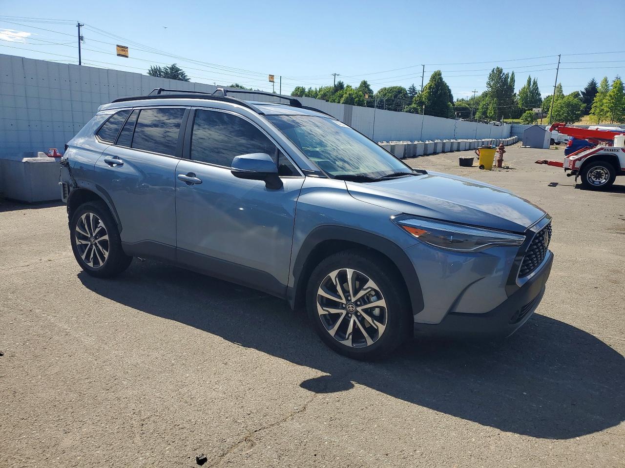 2022 Toyota Corolla Cross Xle - Image 4