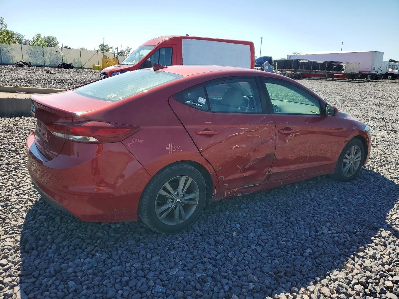 2018 Hyundai Elantra Sel - Image 3