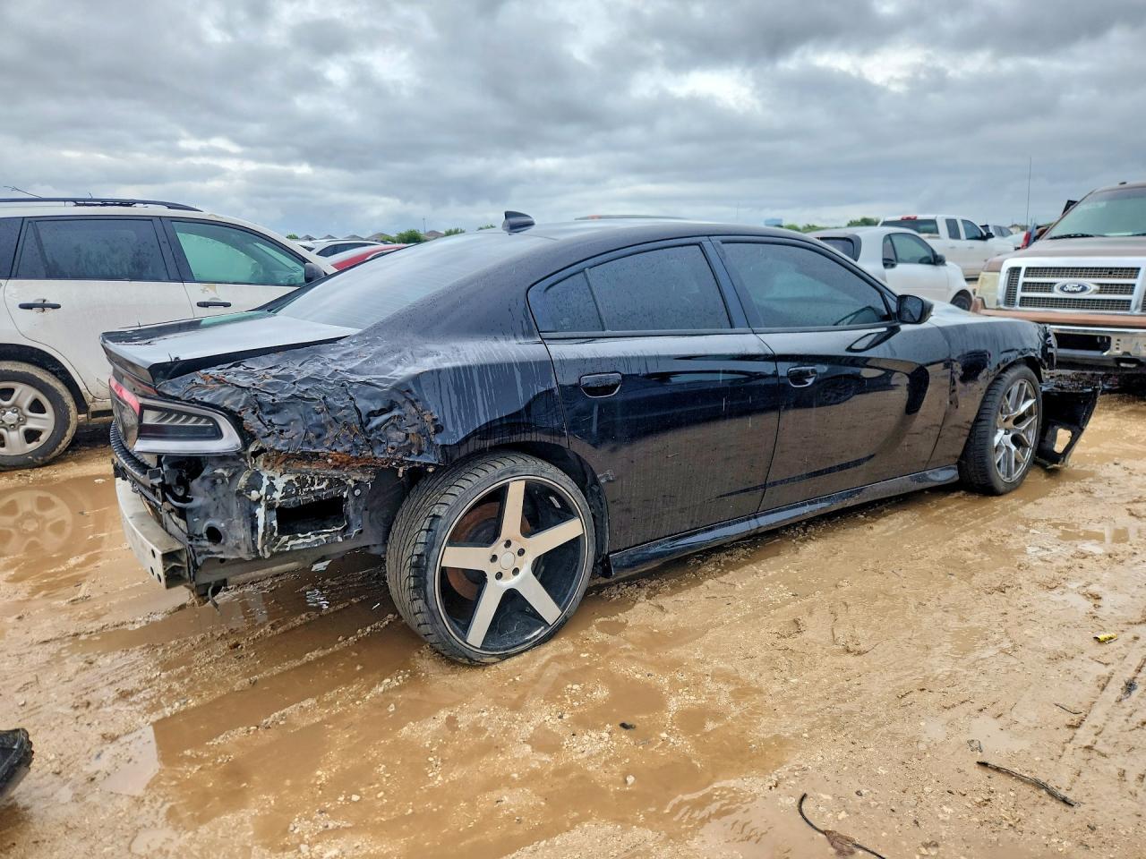 2019 Dodge Charger Scat Pack - Фото 3