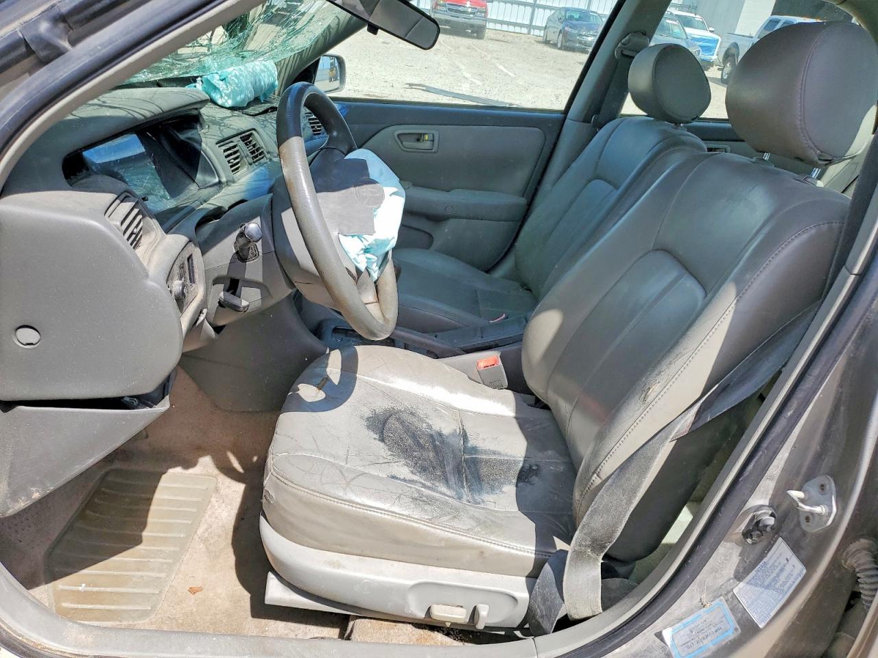 2001 Toyota Camry Le V6 - Фото 7