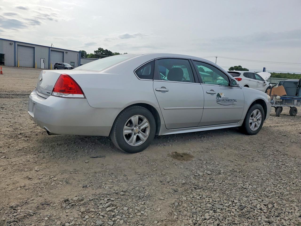 2015 Chevrolet Impala Limited Ls - Фото 3