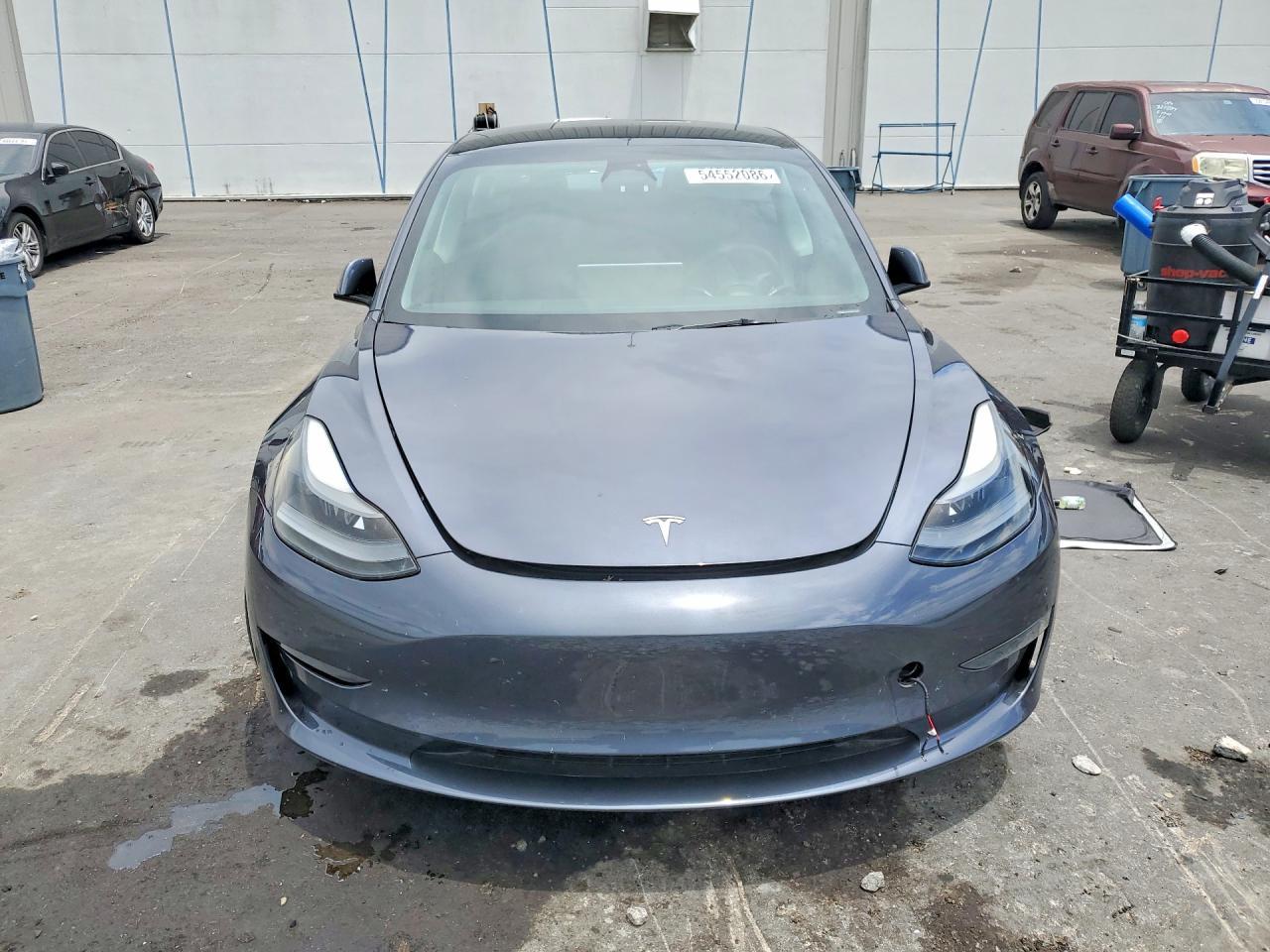 2023 Tesla Model 3 - Image 5