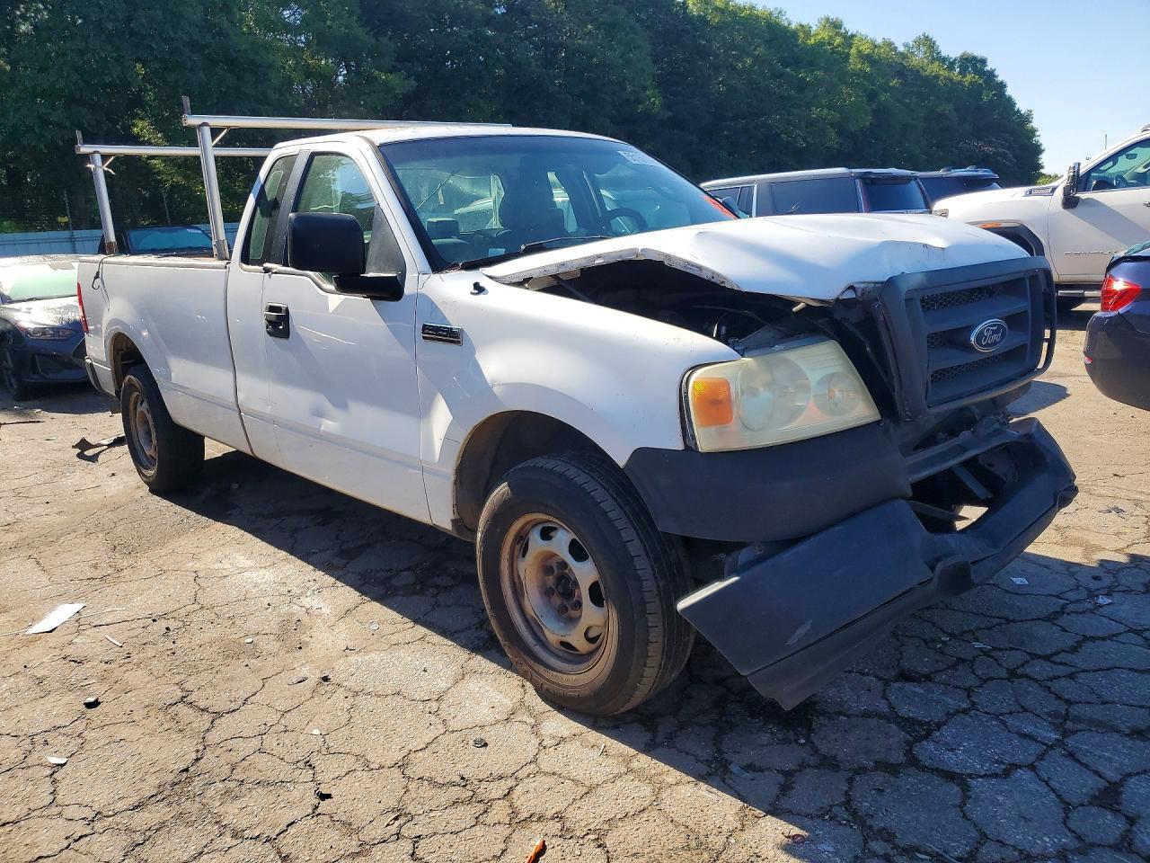 2005 Ford F150 - Image 4