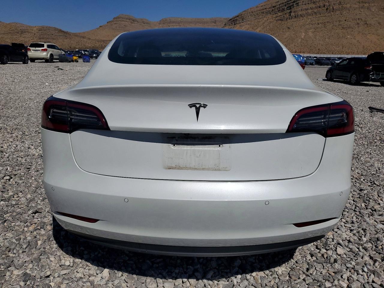 2020 Tesla Model 3 - Image 6