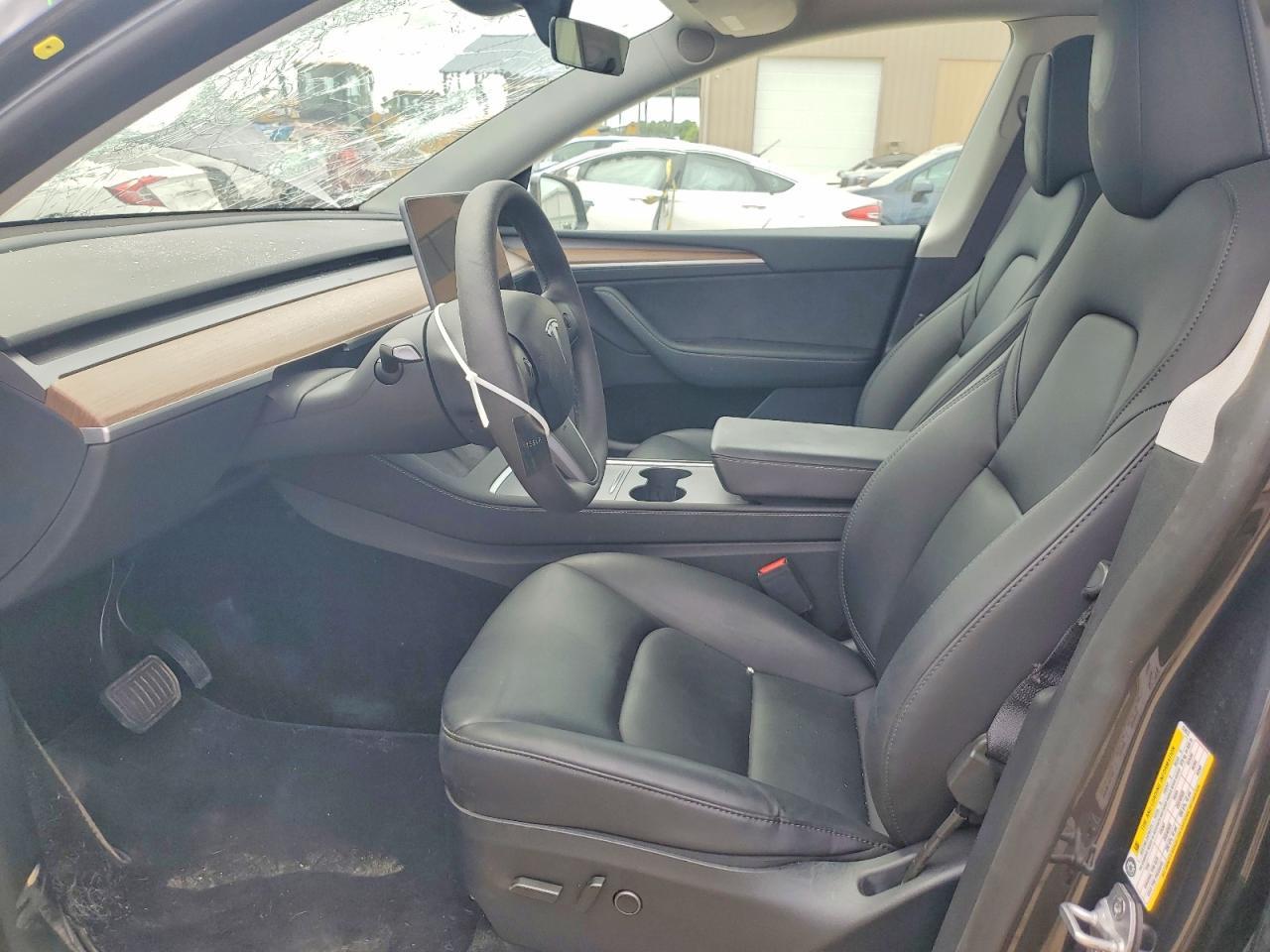 2024 Tesla Model Y - Фото 7