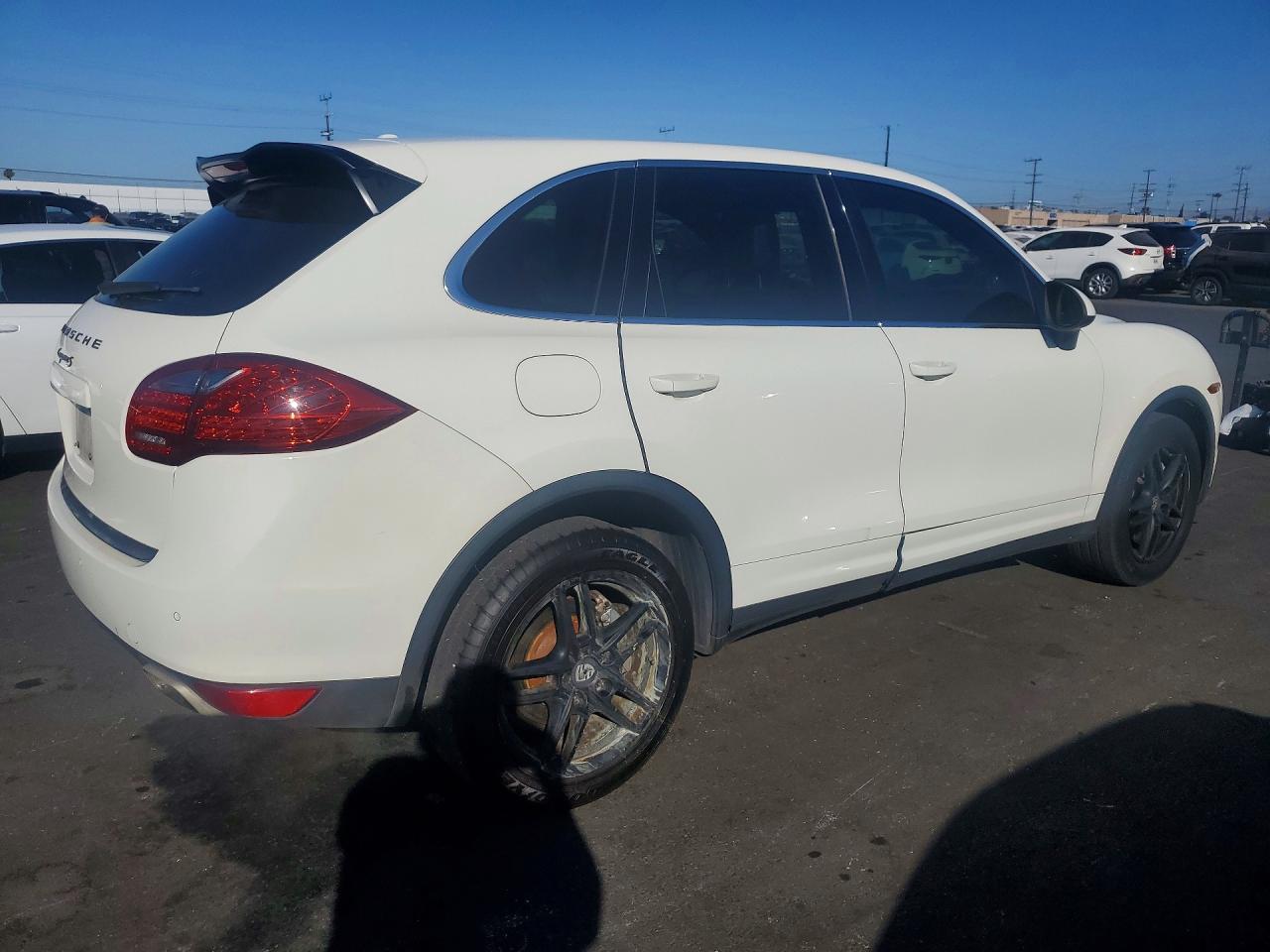 2011 Porsche Cayenne S - Фото 3
