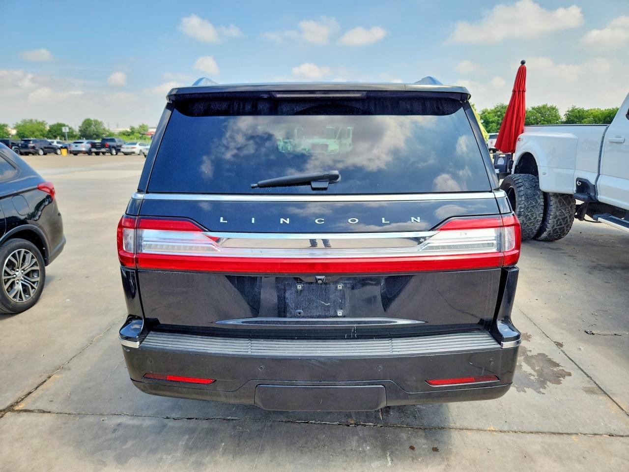 2020 Lincoln Navigator Reserve - Image 6
