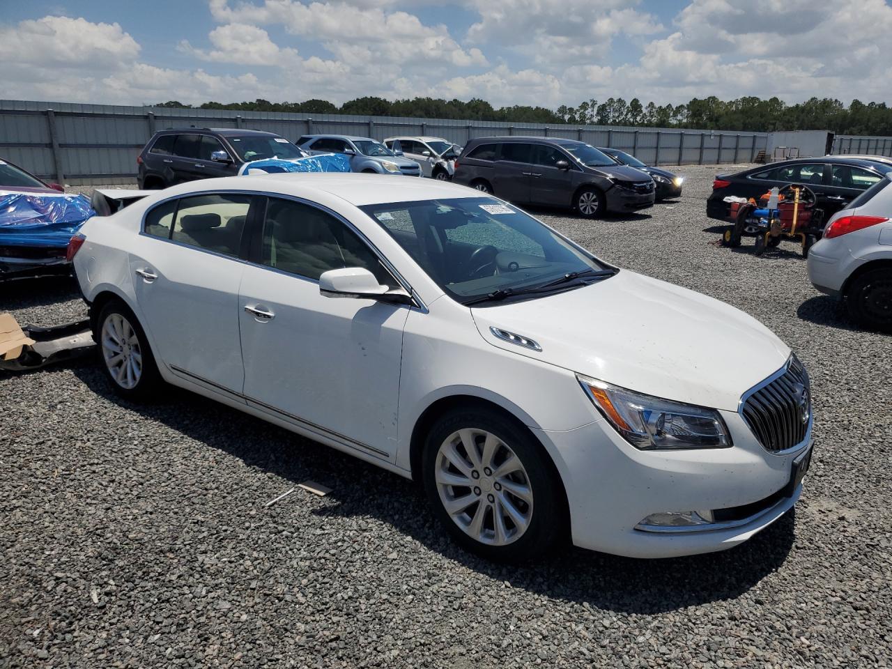 2015 Buick Lacrosse - Image 4