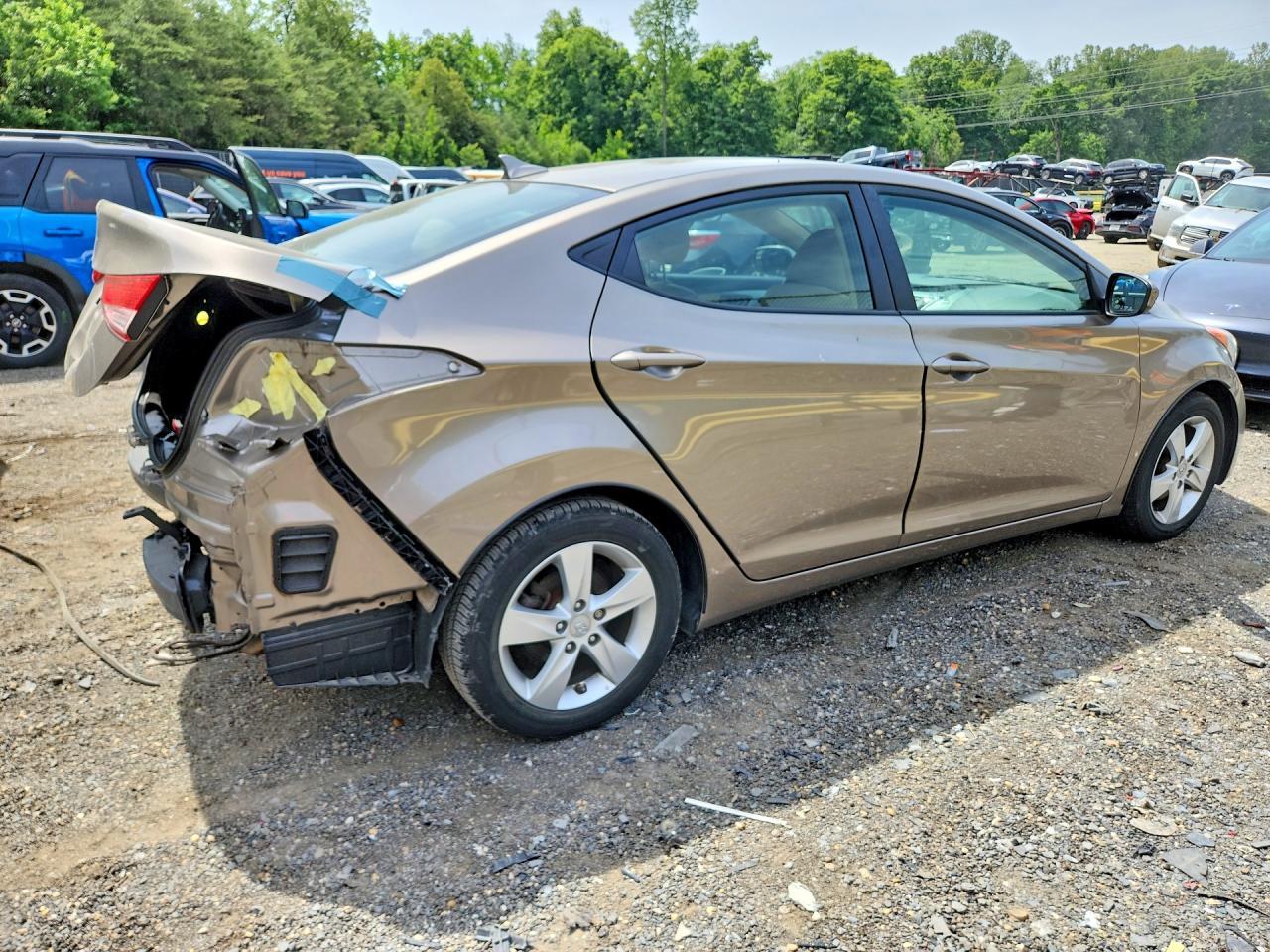 2013 Hyundai Elantra Gls - Фото 3