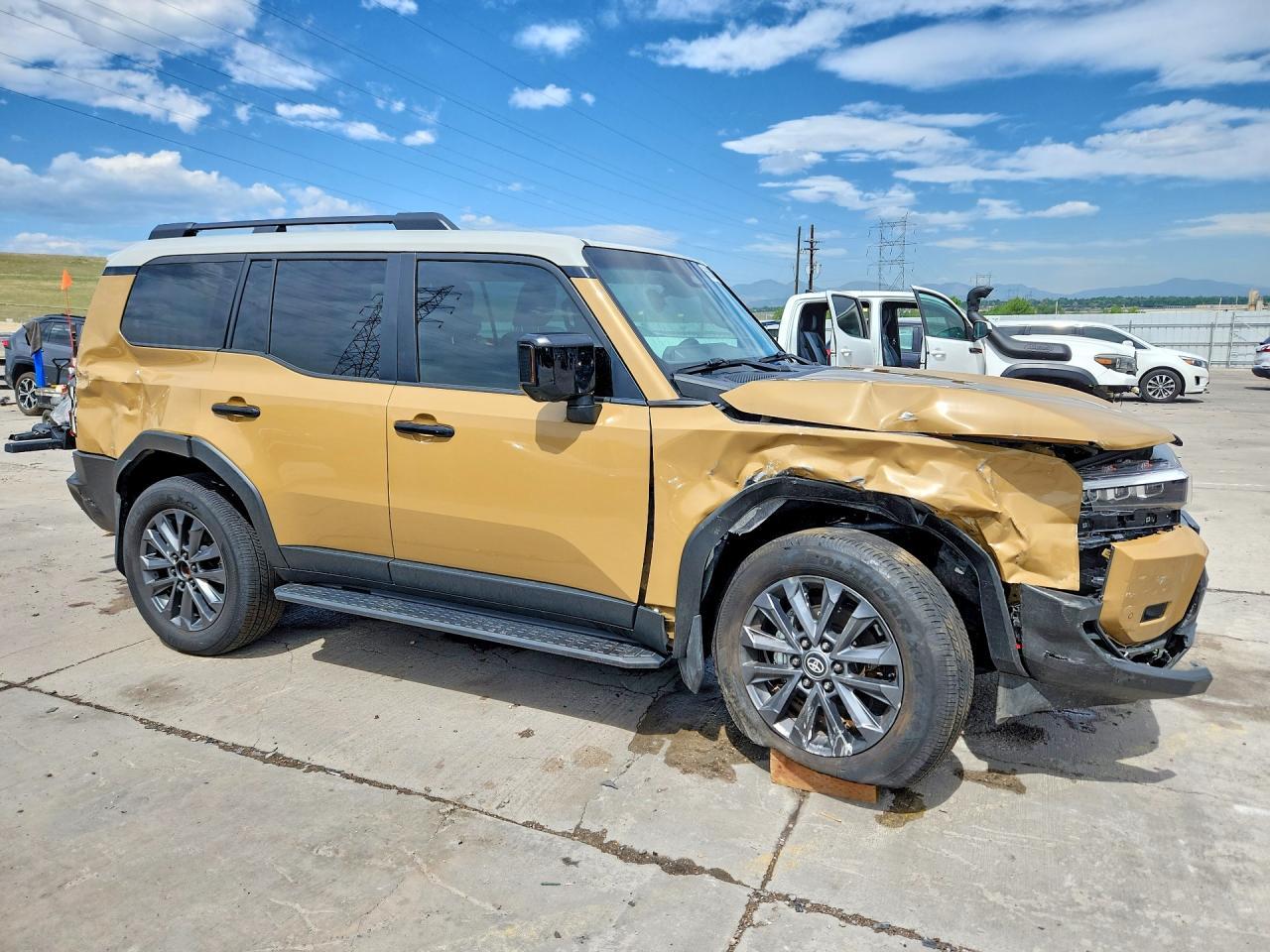 2025 Toyota Land Cruiser Base - Фото 4