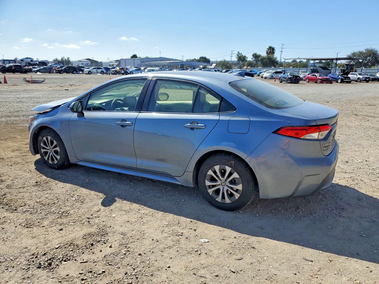 2022 Toyota Corolla Le - Image 2