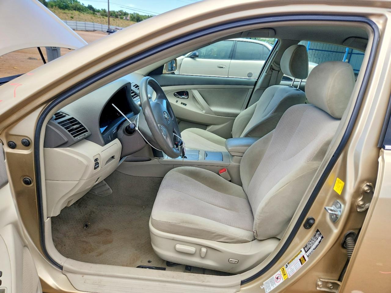 2011 Toyota Camry Le - Фото 7