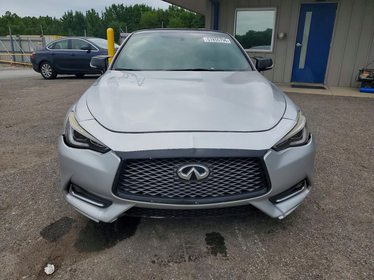2017 Infiniti Q60 3.0T Premium - Image 5