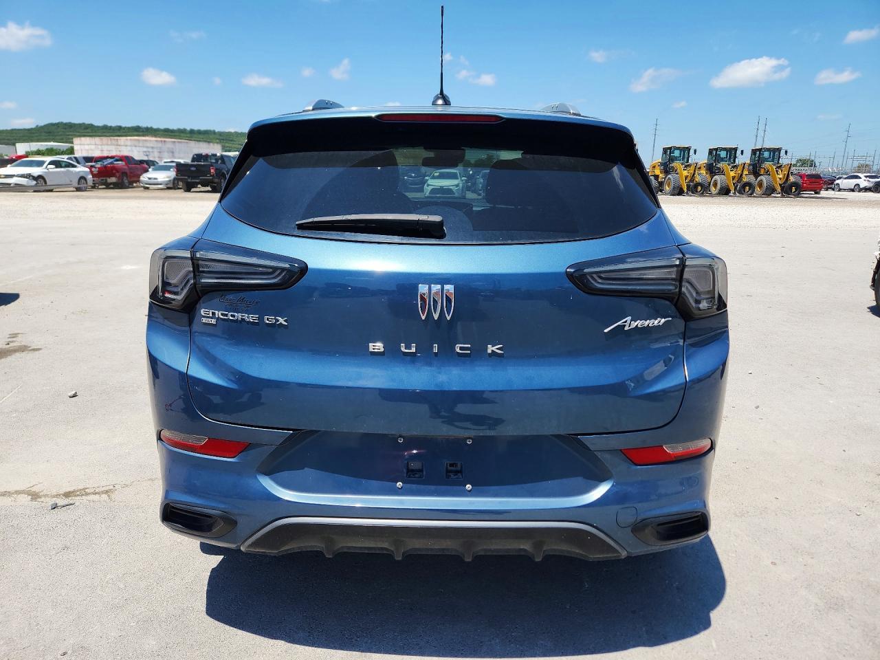 2024 Buick Encore Gx Avenir - Image 6