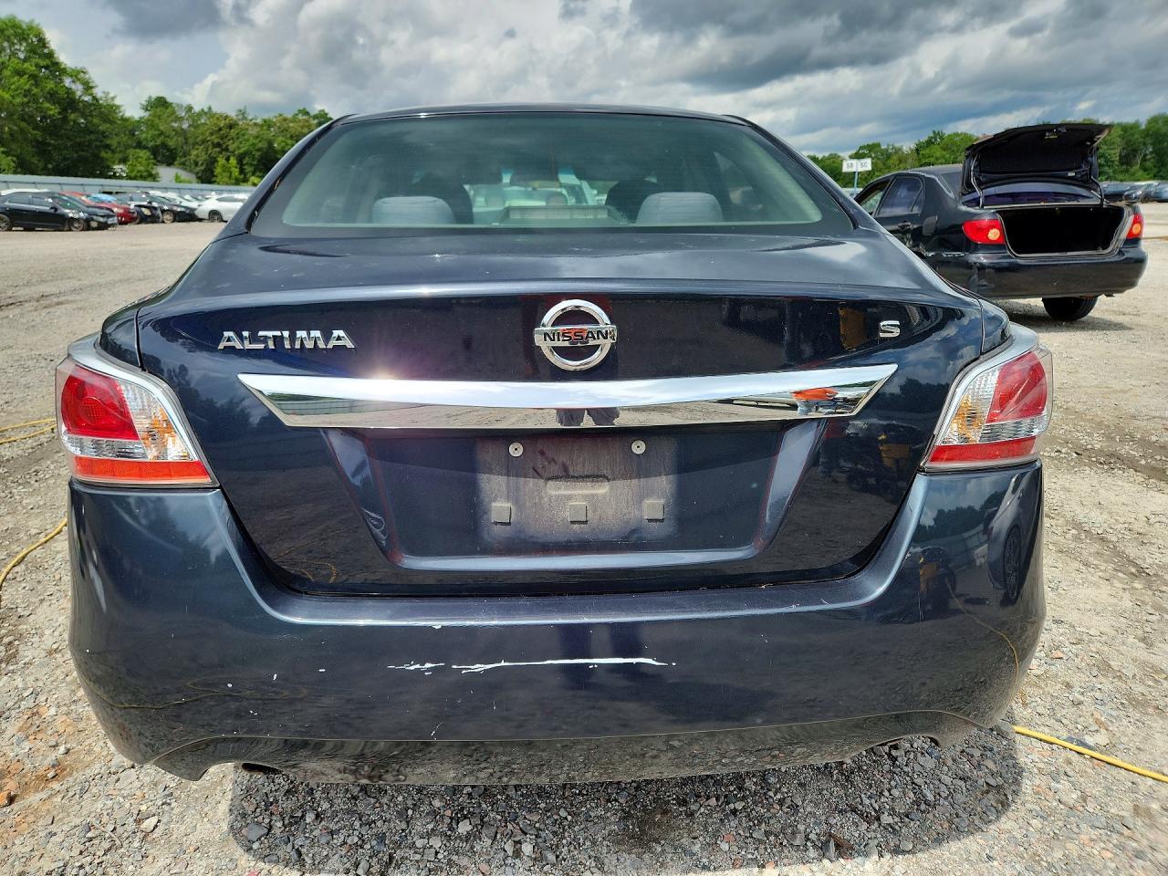 2015 Nissan Altima 2.5 S - Фото 6