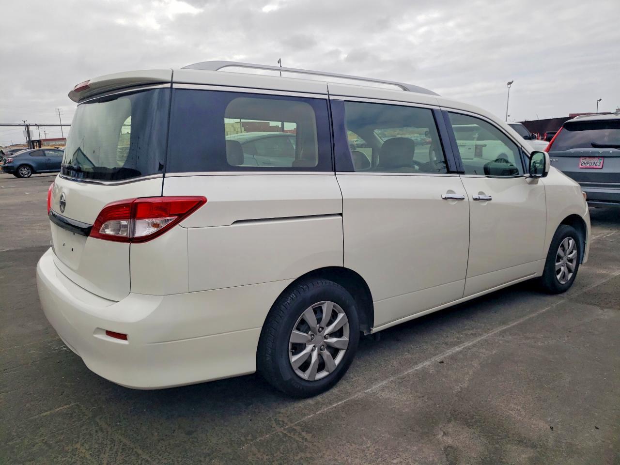 2014 Nissan Quest 3.5 S - Image 3