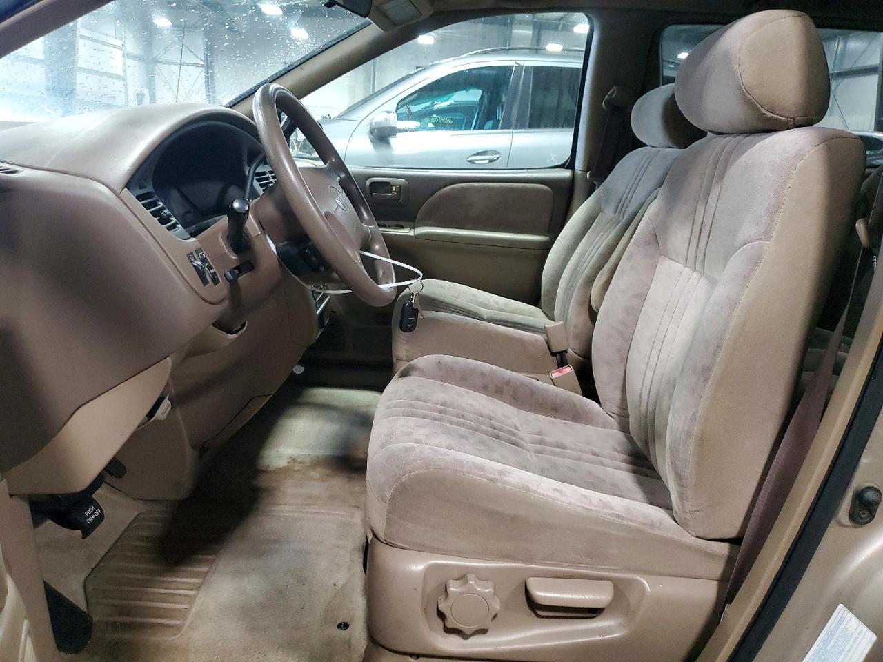 2002 Toyota Sienna Le - Фото 7