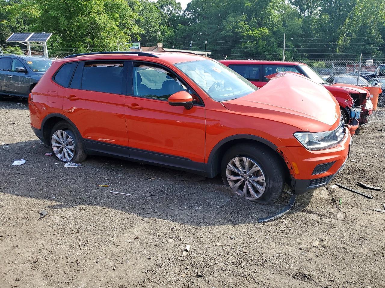 2019 Volkswagen Tiguan S - Фото 4