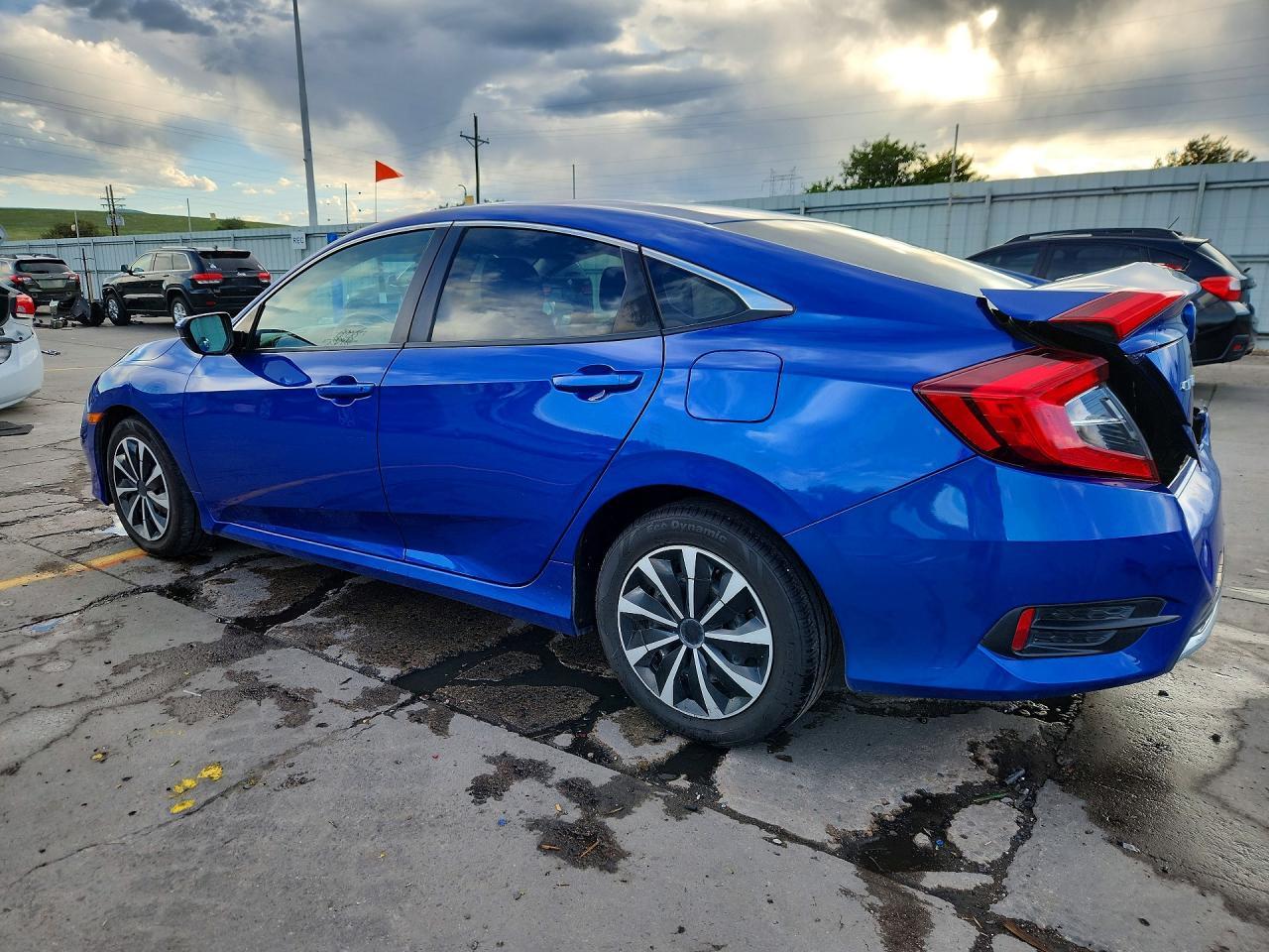 2019 Honda Civic Lx - Фото 2