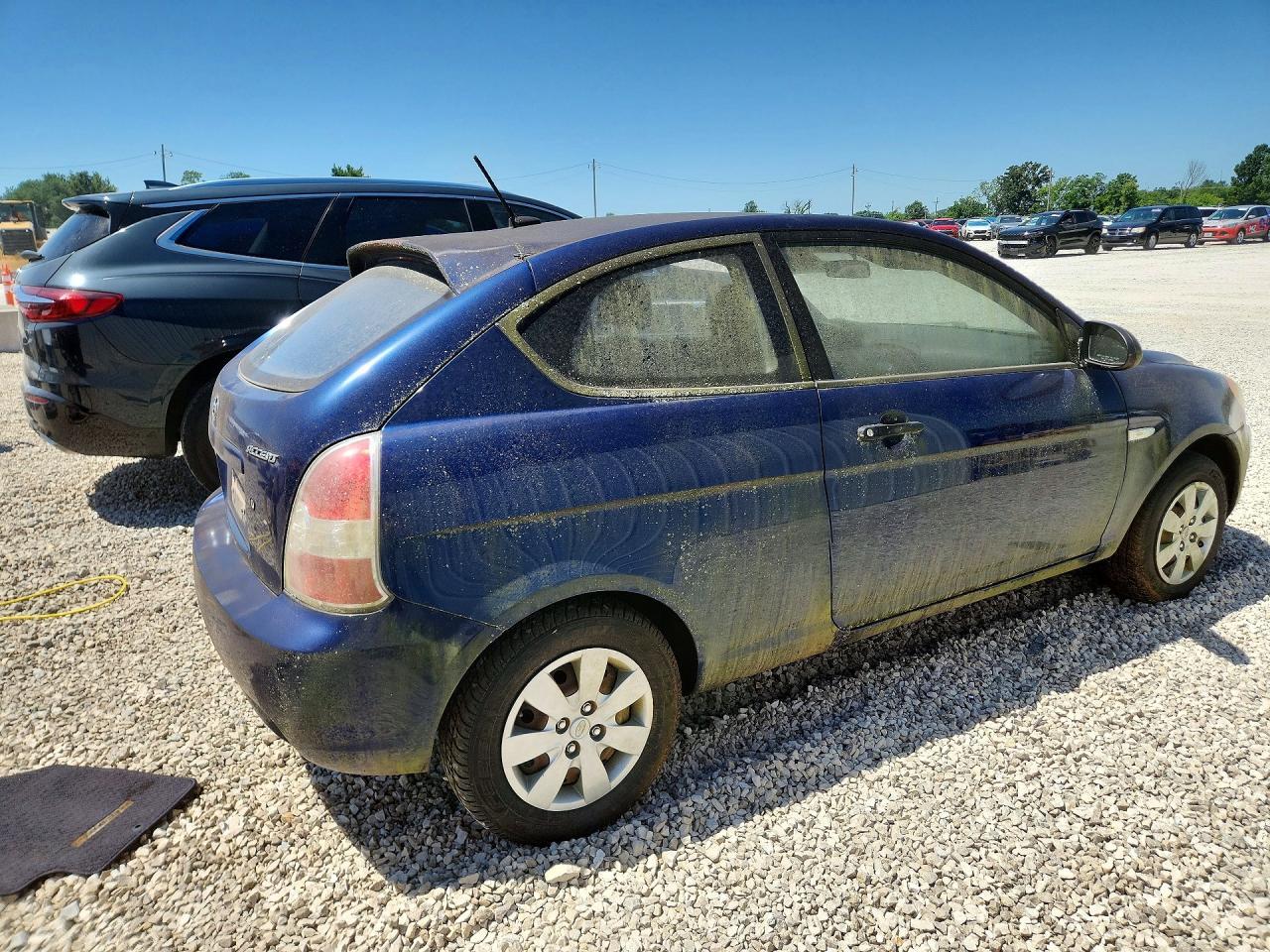 2009 Hyundai Accent Gs - Image 3