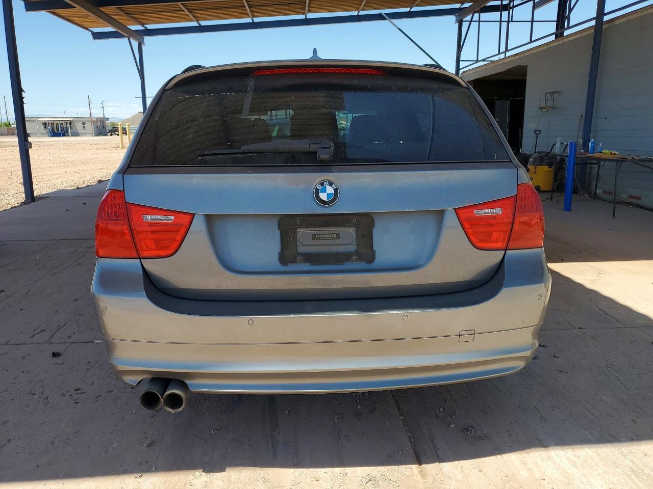 2012 BMW 328 I - Фото 6