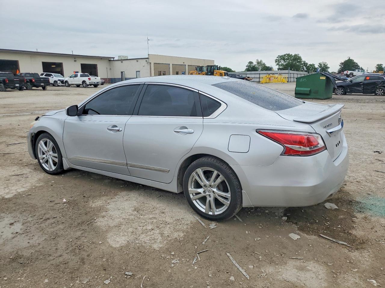 2015 Nissan Altima 3.5 Sl - Image 2