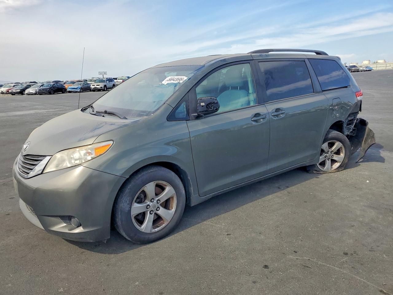2011 Toyota Sienna Le
