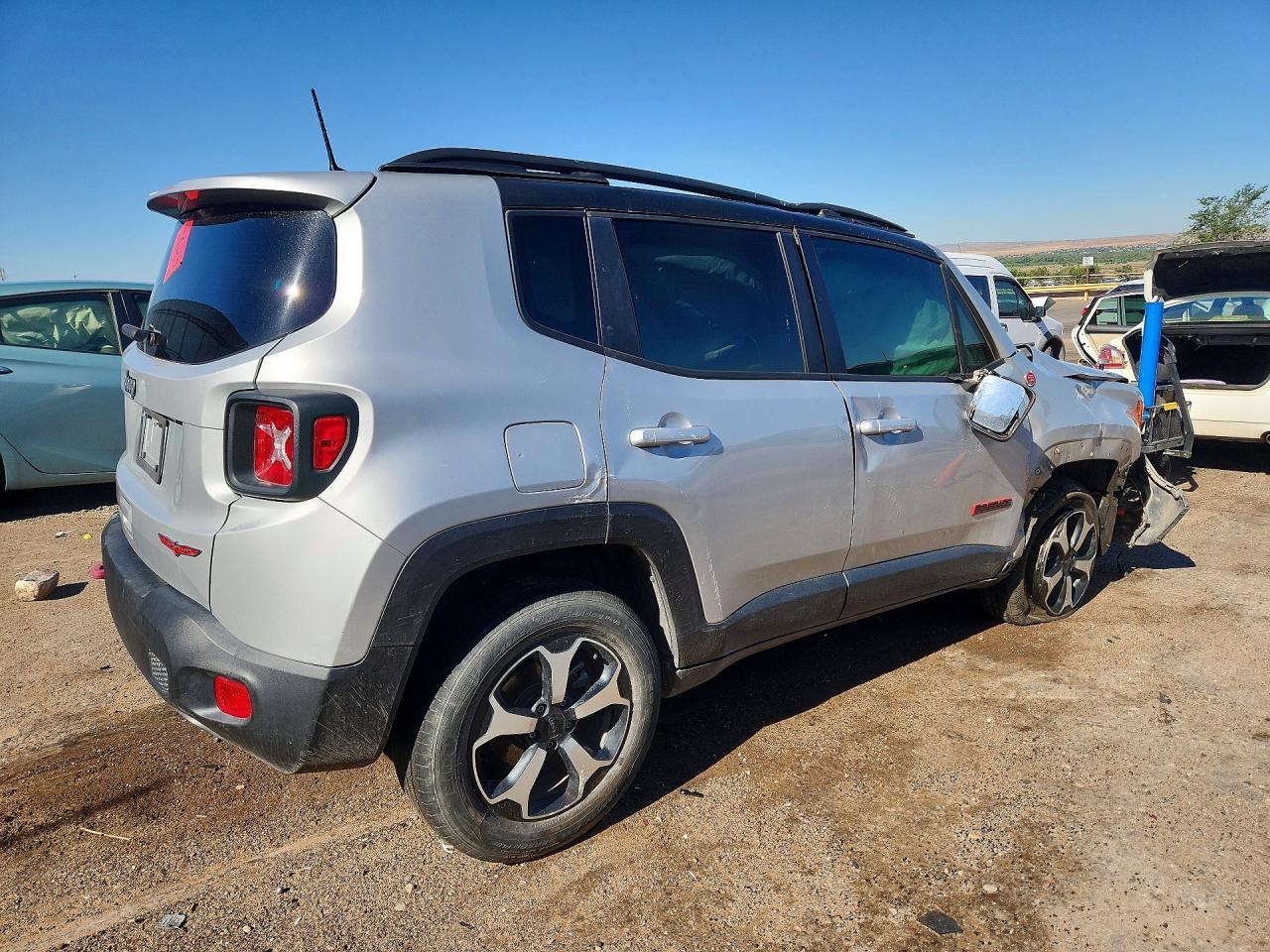 2019 Jeep Renegade Trailhawk - Фото 3