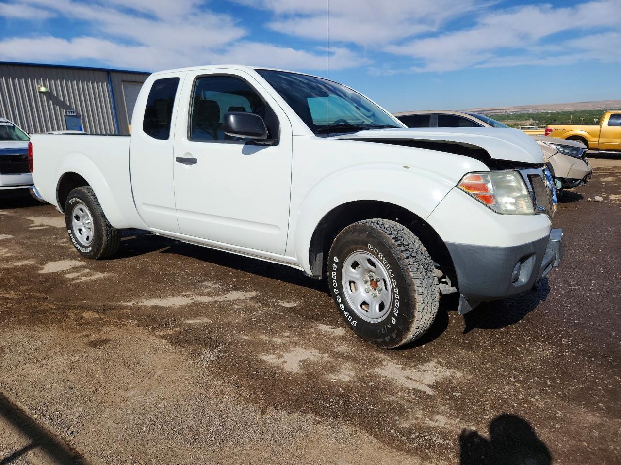 2016 Nissan Frontier S - Image 4
