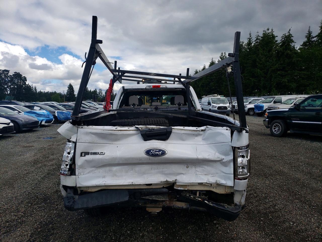 2017 Ford F150 Super Cab - Image 6