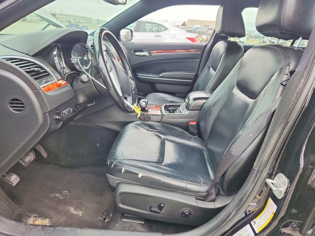 2014 Chrysler 300 - Фото 7