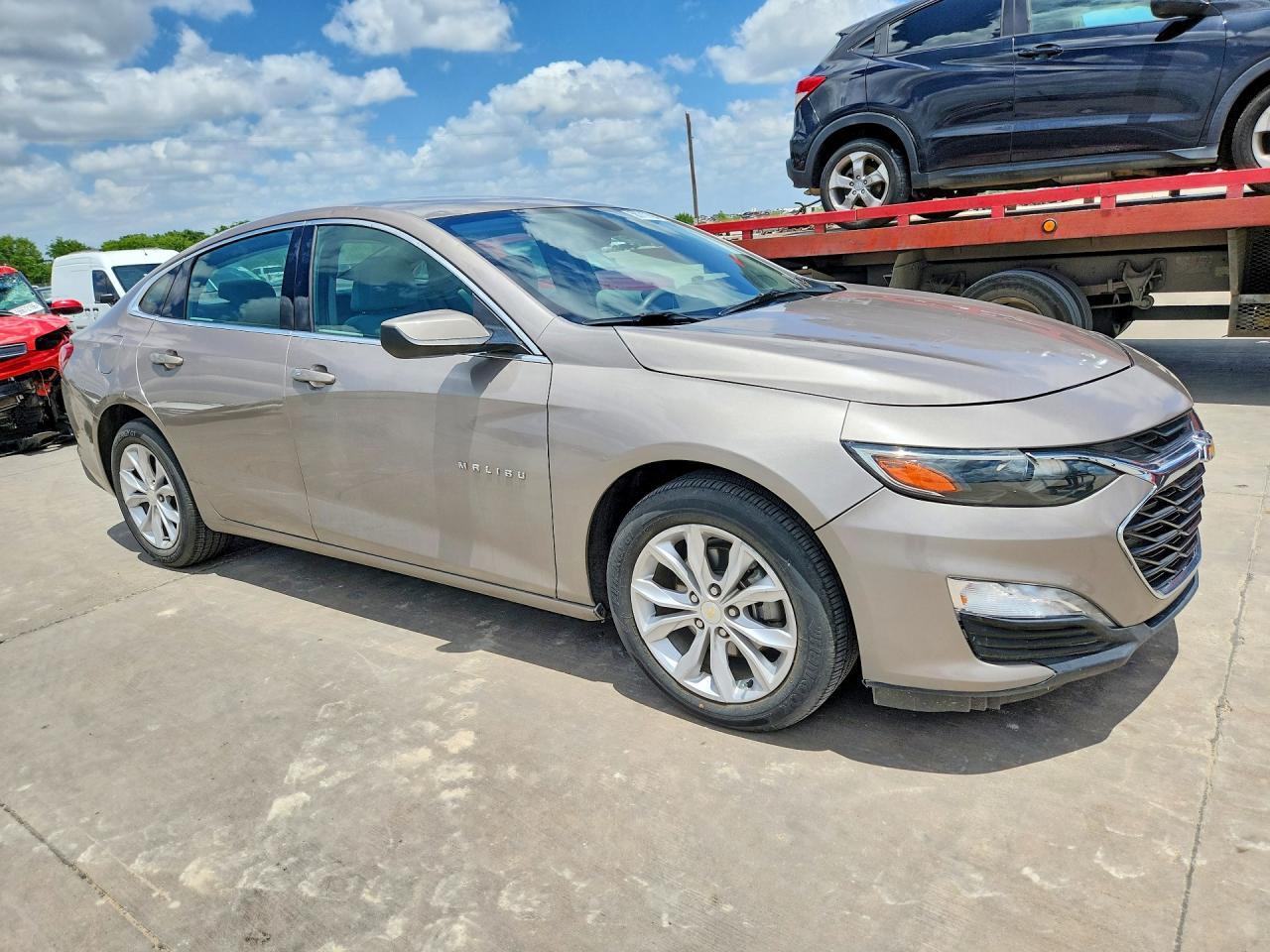 2022 Chevrolet Malibu Lt - Image 4